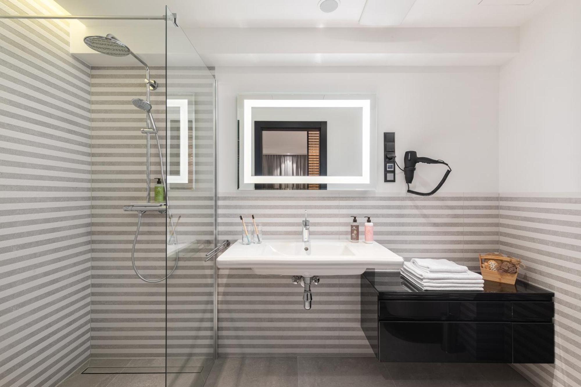 Deo Plaza - Old Town By Rent Like Aparthotel Gdansk